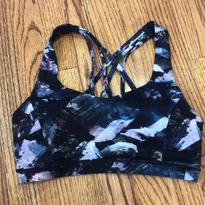 Lululemon Free To Be Serene Bra